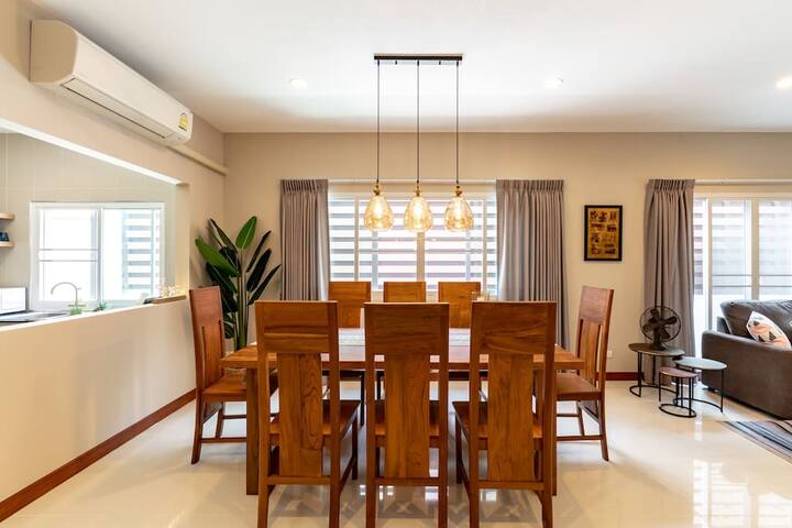 Bangkok City Center 4 bedrooms townhouse @BTS Nana gallery image 2