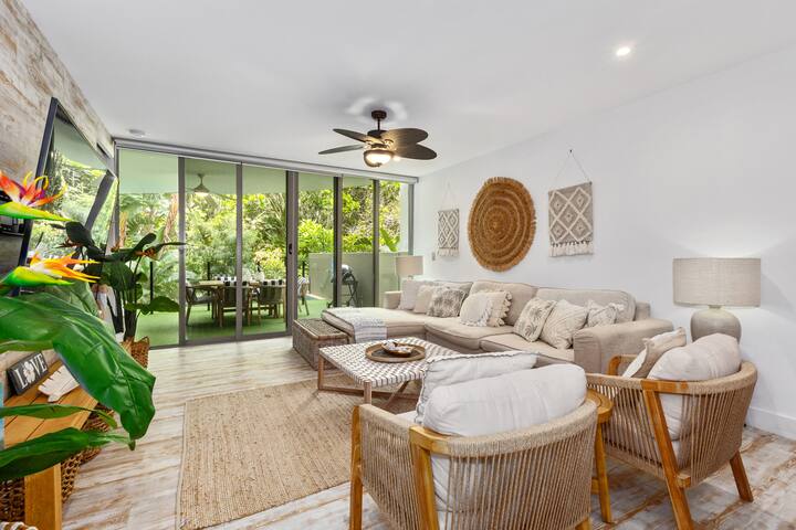 Immaculate 3 Bedroom Apartment with Plunge Pool gallery image 2