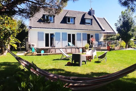 Bright house with beautiful garden near Vannes