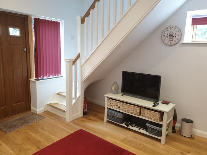 Comfortable 1 Bedroom Guest Suite With Parking. - Brighton & Hove