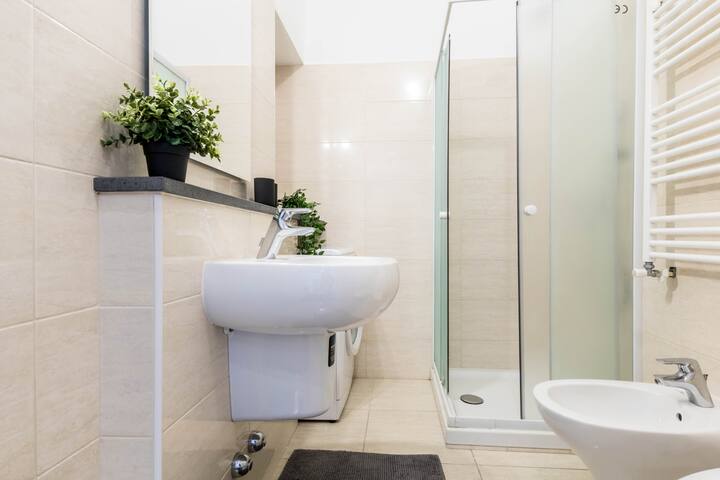 Wonderful Flat in Milan – Bocconi District gallery image 5