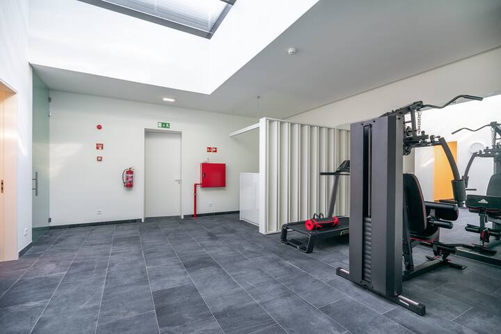 Liberdade Deluxe Apartment | AC | S-Pool | Parking gallery image 4