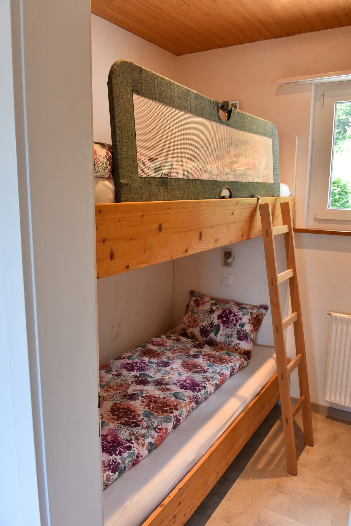 Dhomë gjumi me krevat kabine