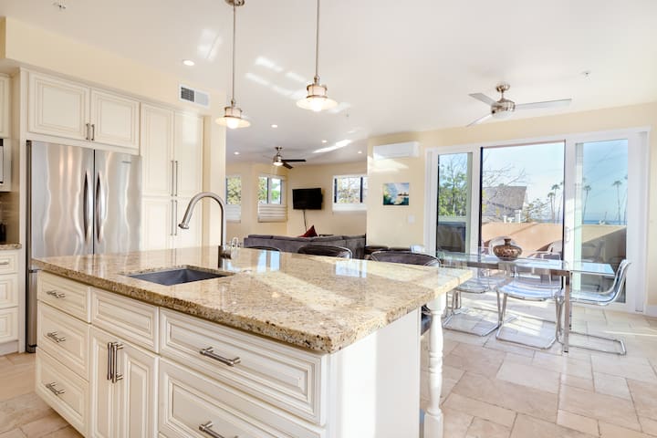 Luxury Oceanview Compound for 30 gallery image 4