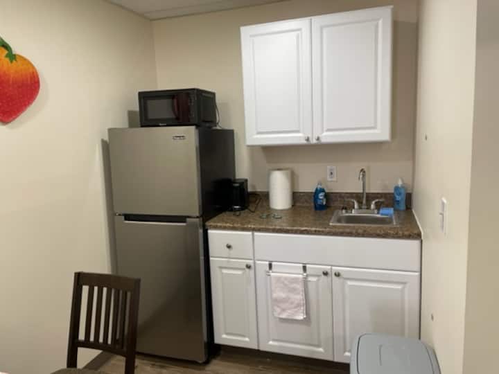 Belmar - Spacious Studio Near Main Street - Spring Lake, NJ