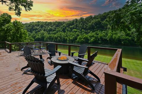 Redbud on the White Hole - Stunning 5/4, 3+ acres