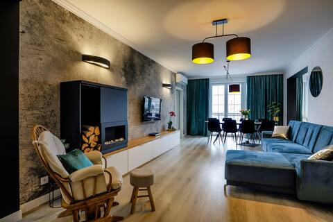Lakefront Apartment