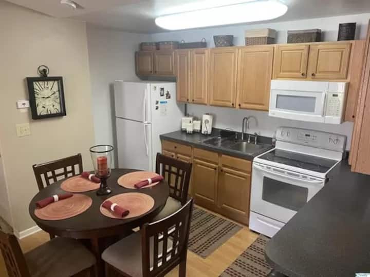 Diamond Oasis Condominiums for Rent in Huntsville, Alabama, United