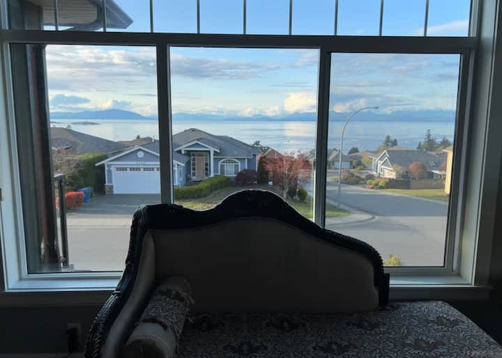 Beautiful Oceanview Home In North Nanaimo - 納奈莫