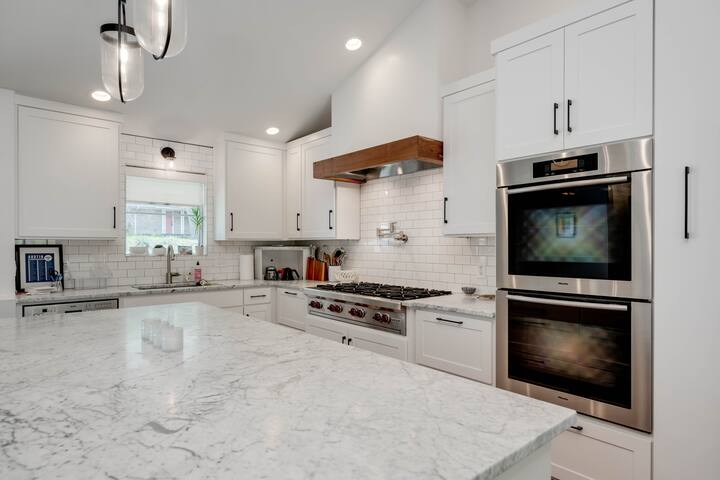 Eastside Stunner gallery image 4