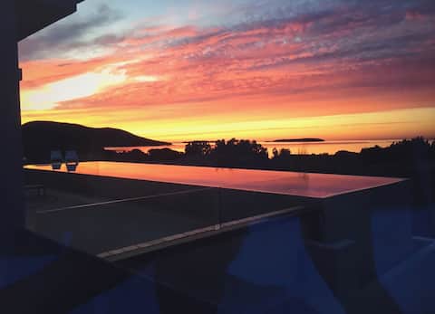 Palombaggia, Porto-Vecchio, Villa AzaïTu
walking distance to the beach