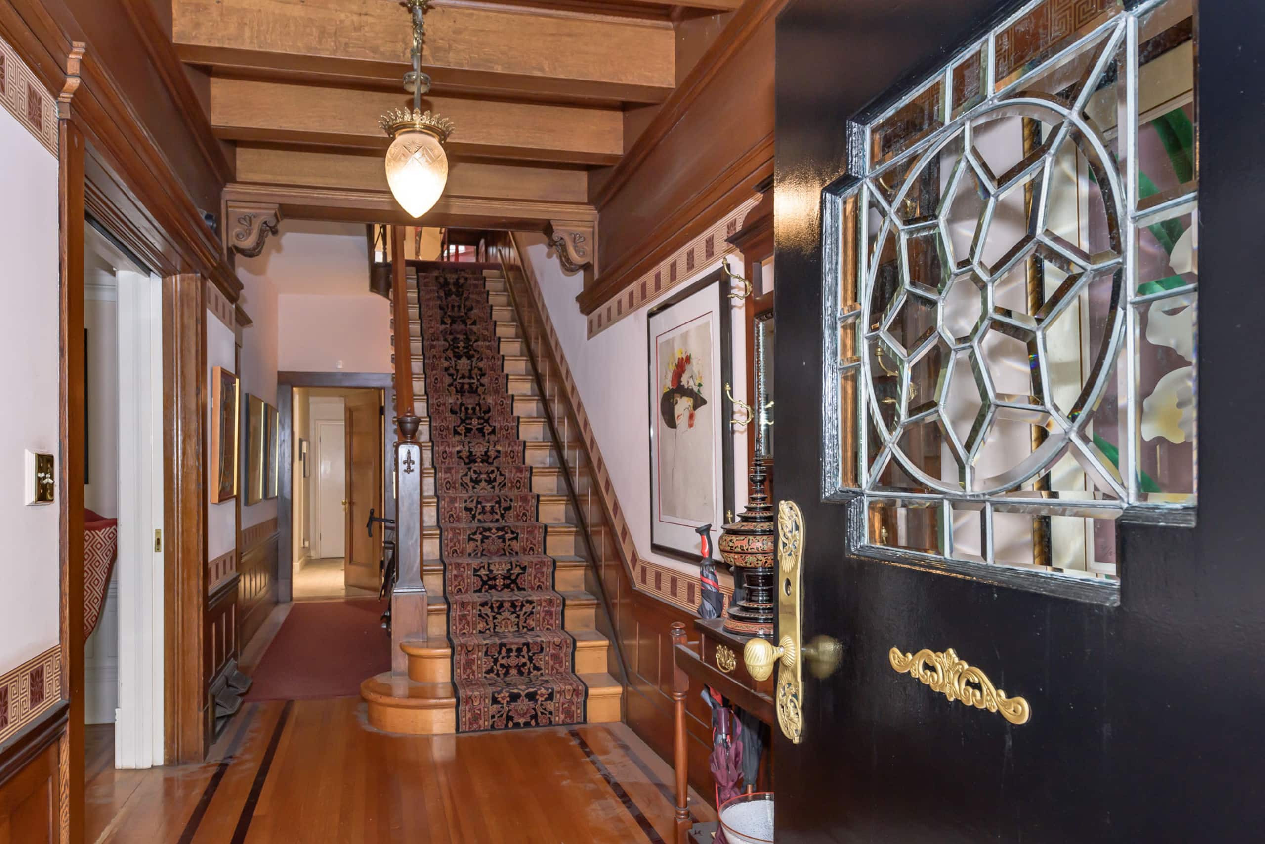 Home in San Francisco · ★4.94 · 3 bedrooms · 3 beds · 2.5 baths - Image 2