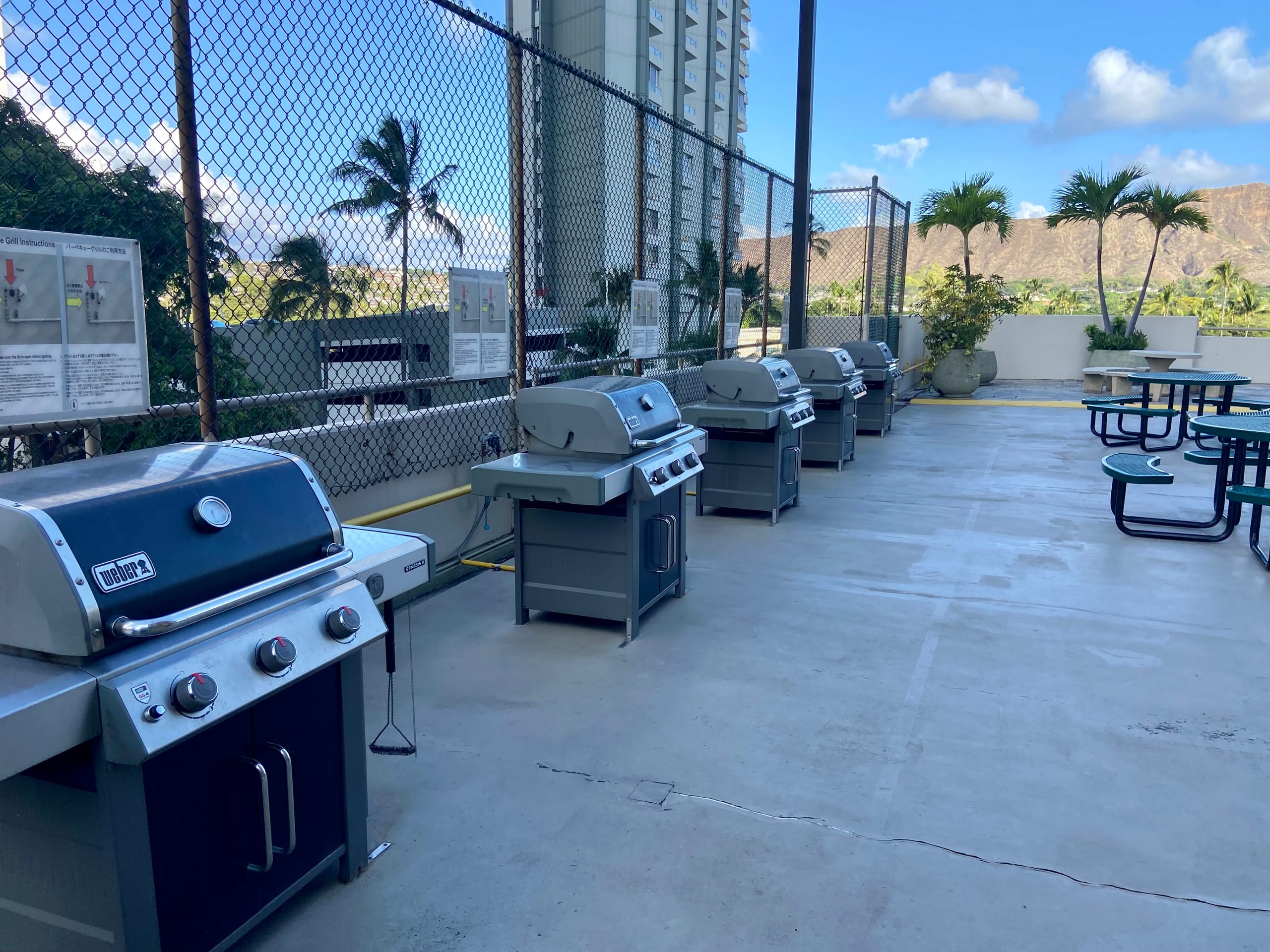 Condo in Honolulu · ★4.92 · 1 bedroom · 2 beds · 1 private bath - Image 29