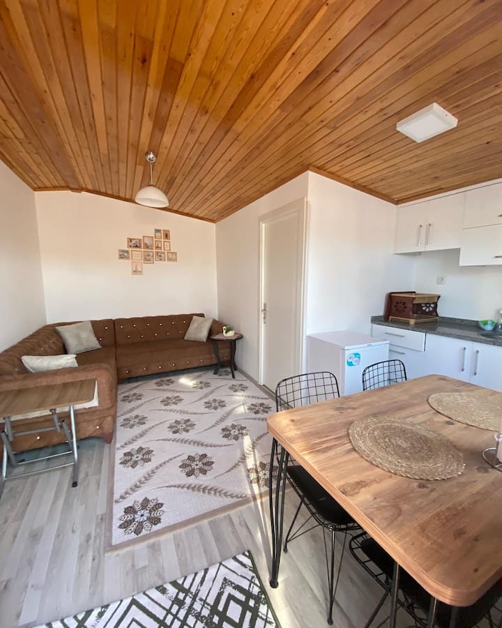 Kaş Merkeze Deniz Manzaralı Apart - Kaş