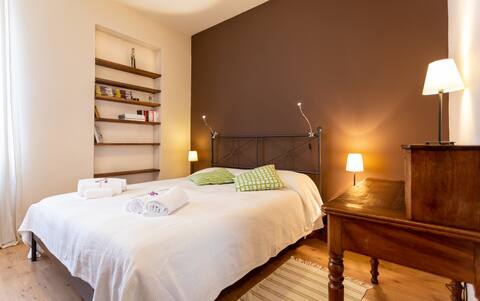 First floor 2 bedrooms, swimming pool and terrace