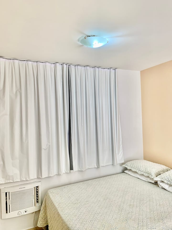 Serviced apartment Bueno, 1 double bed and 1 single bed Apartments