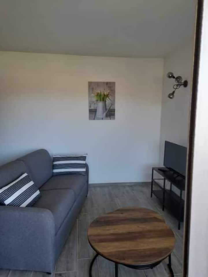 Joli Appartement Avec Balcon - Uzès