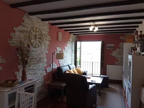 Propiedad de Airbnb exitosa: New home with garage en San Vicente De La Barquera
