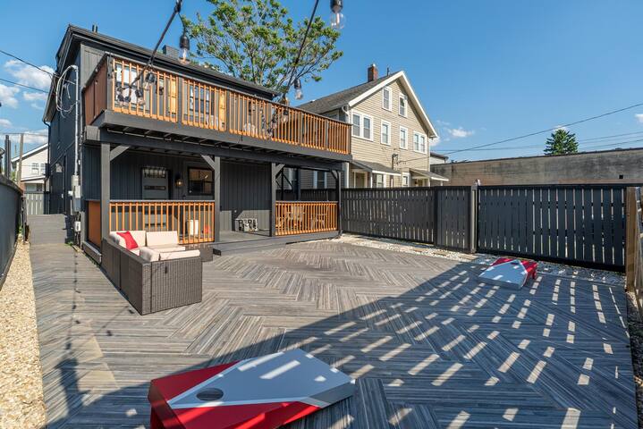 Suite 23 – Spacious and Stylish in the Old North gallery image 2