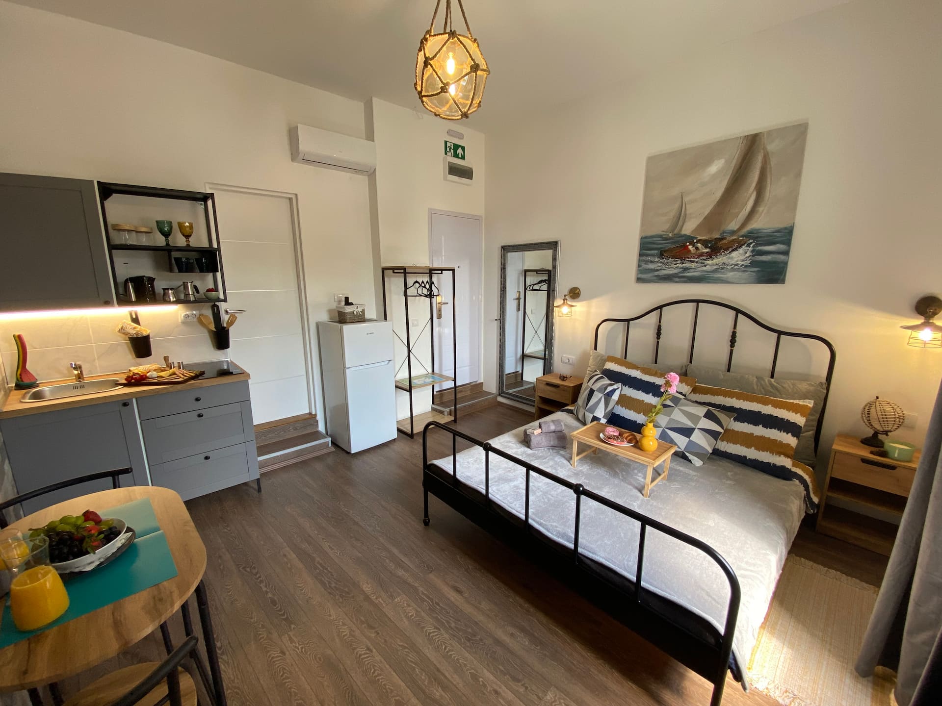 Dora - New apartment in the center of Pula