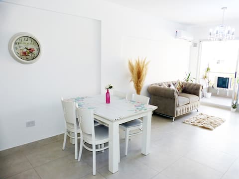 Airbnb con mejor rendimiento: Caballito, 1 spacious, modern and bright bedroom en Parque Chacabuco