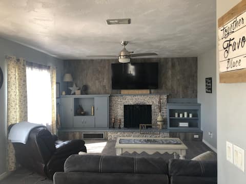 Monroe Home on Paiute trail by Mystic Hot Springs