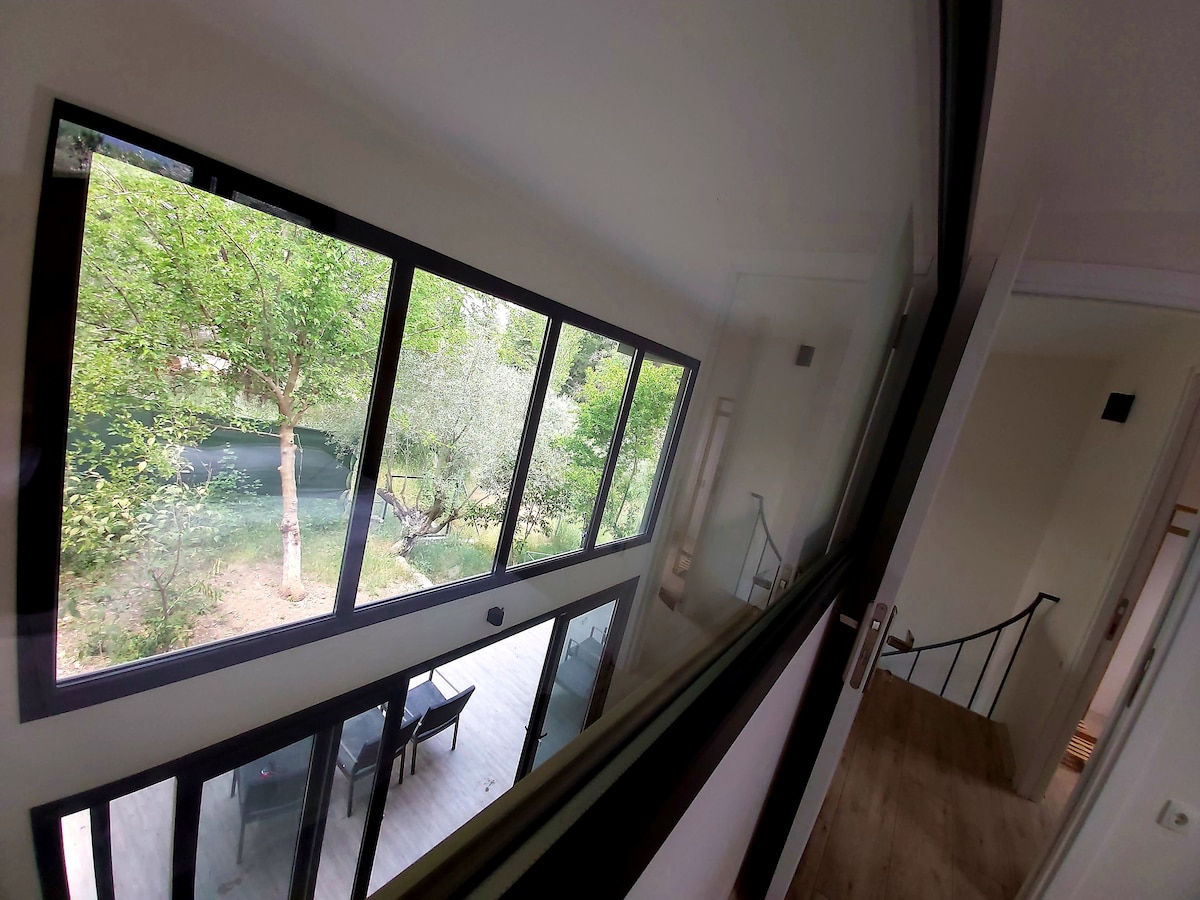 Havuzlu Kır Evi Nar