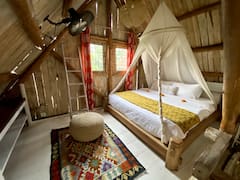 The+Rice+Joglo+Eco-Stay+-+Treehouse