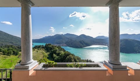Furnished apartment rental with lake view