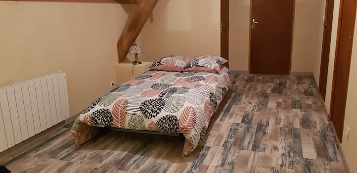 clic clac mezzanine transformé en lit pour recevoir famille nombreuse