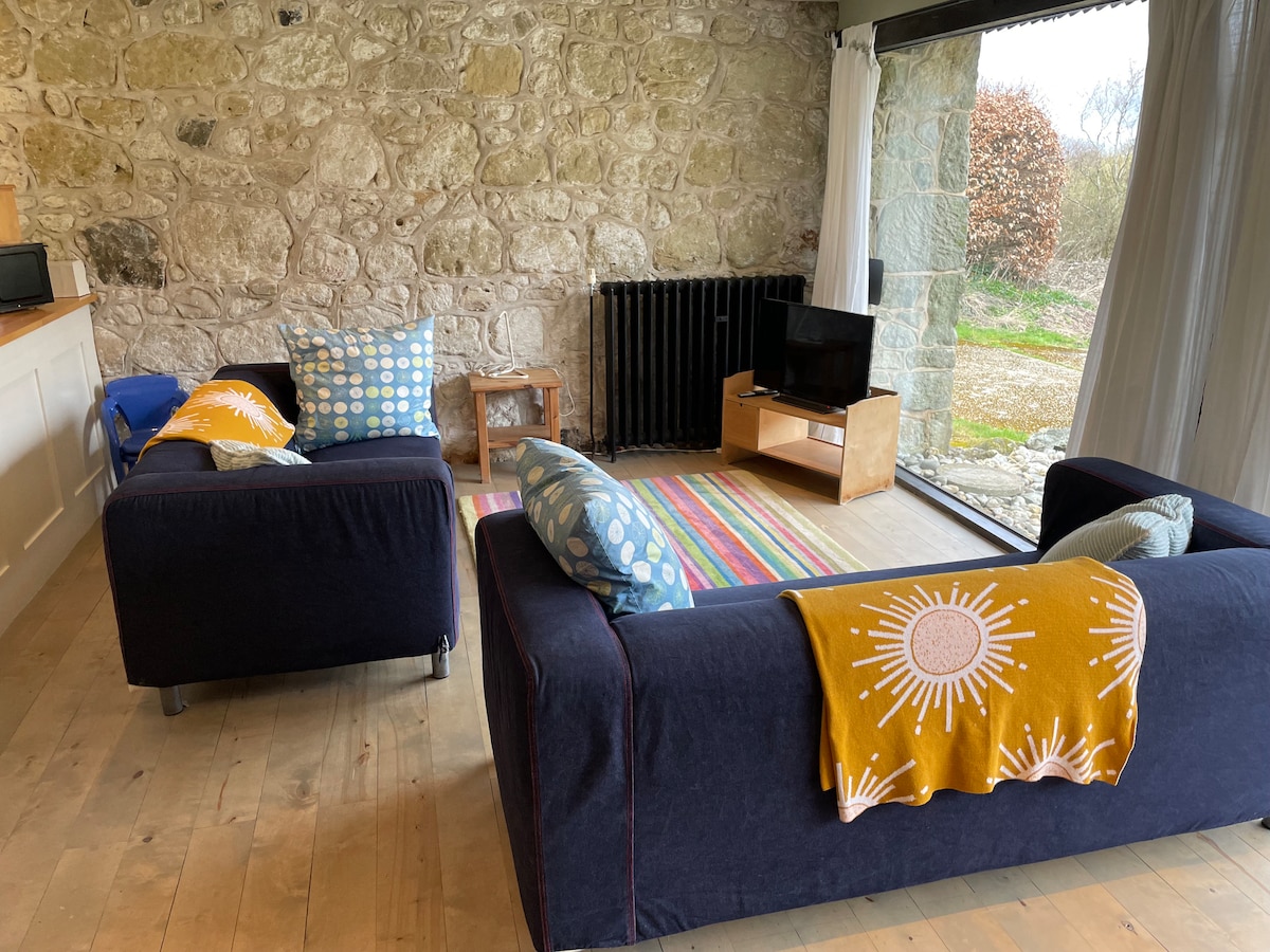 Successful Airbnb property: Gotten Manor Estate - Right Cart House in Isle Of Wight