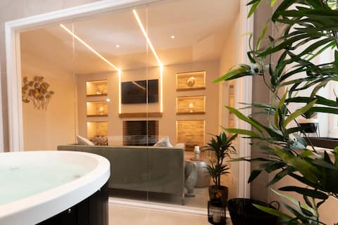 Adonia Apartment - Indoor Hot tub