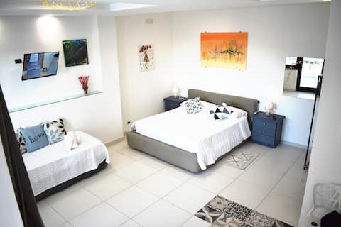 Top Airbnb: Artistic apartment 1, in the center of Sorrento in Sorrento