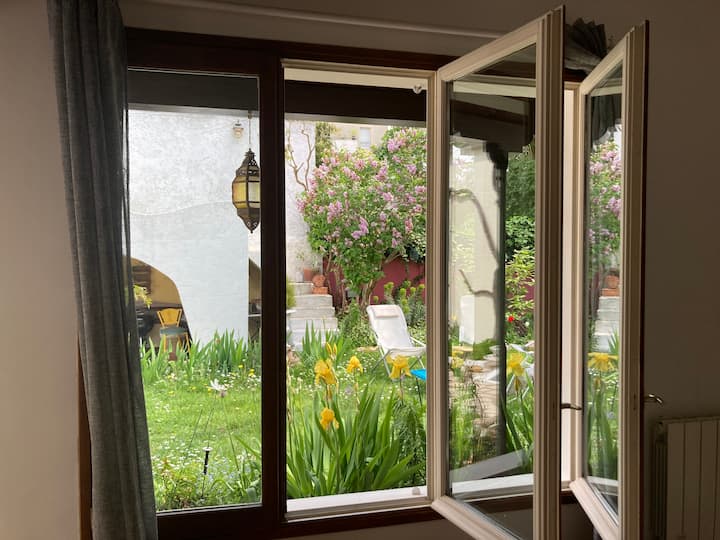 منظر من الغرفة 1