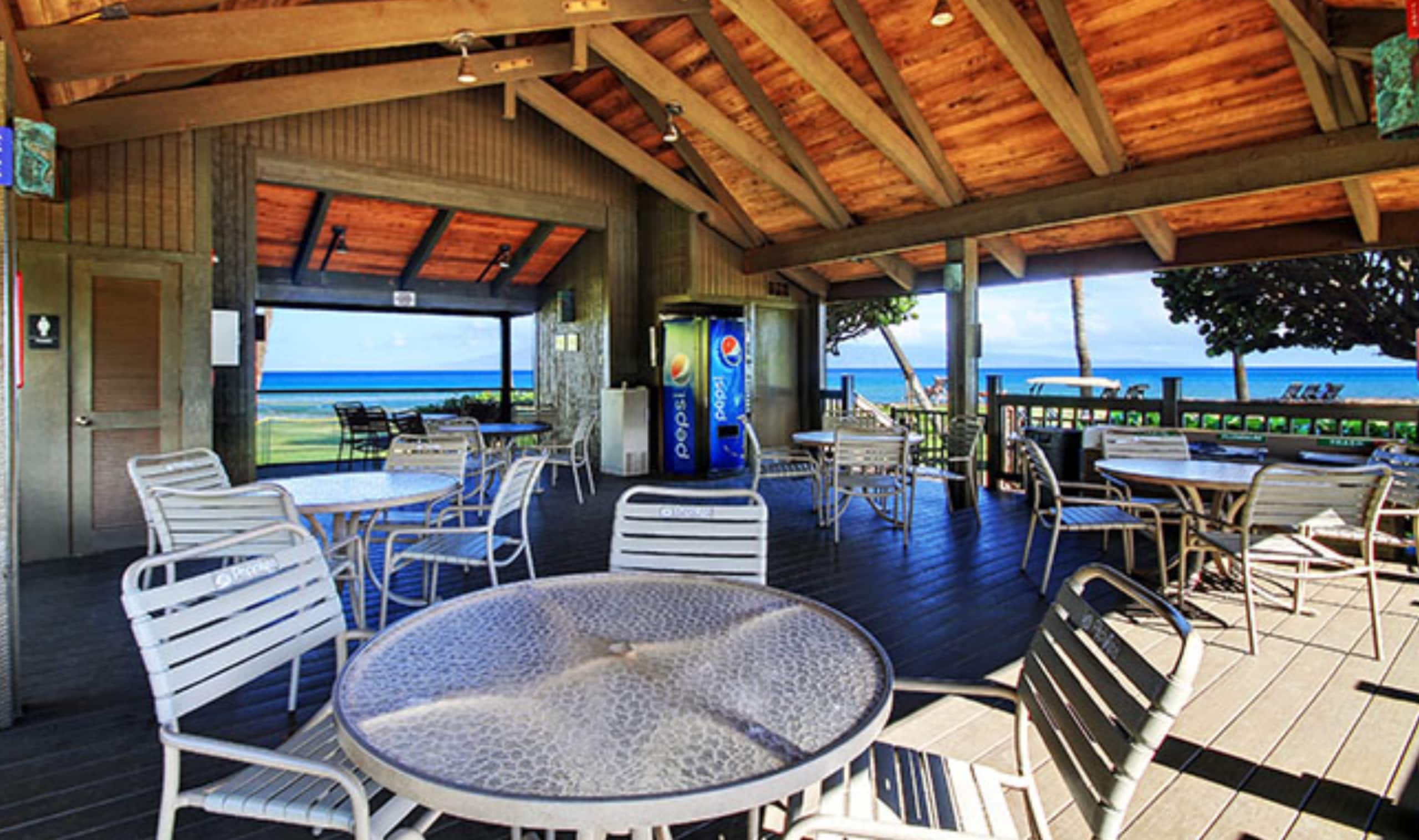 Condo in Lahaina · ★4.59 · 1 bedroom · 1 bed · 1 bath - Image 26