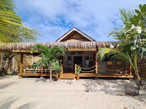 THE BEACH SHACK - Gili Air