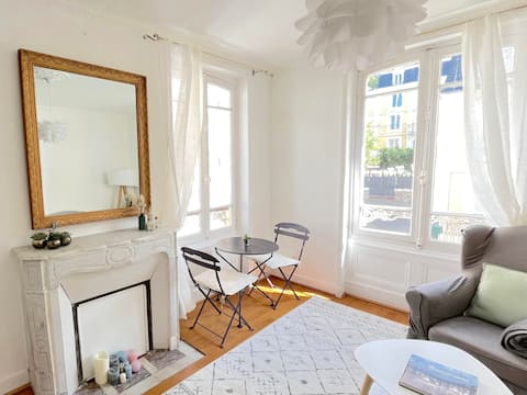 Top performing Airbnb: Charming apartment just a short walk to the beach in Trouville Sur Mer
