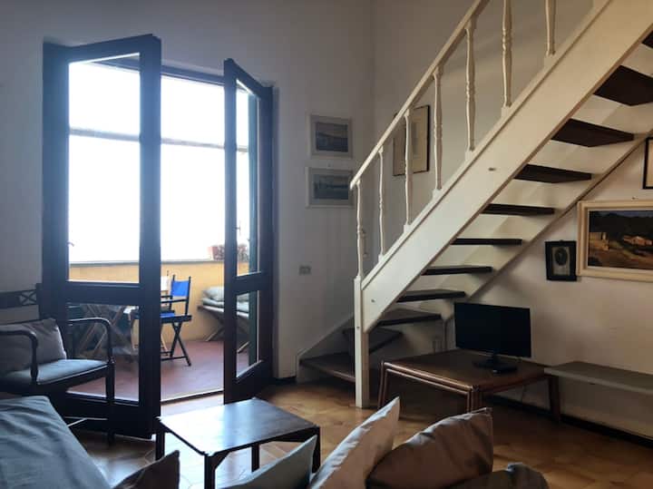 Porto: Trilocale Con Terrazza Vista Mare - Marciana Marina
