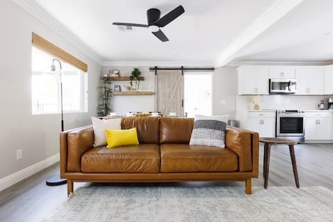 Top performing Airbnb: Modern Hideaway | Heated Pool | Hot Tub | Sauna in Scottsdale