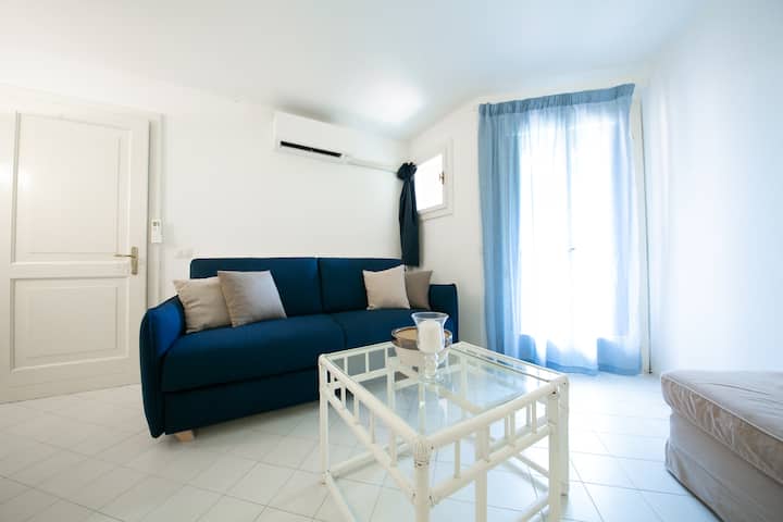 Accogliente Studio A Ridosso Del Porto - Golfo Aranci