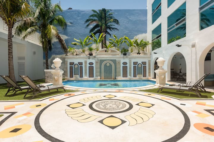 9BR Villa in Playa del Carmen — photo 1