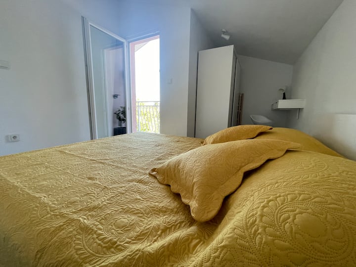 2nd floor, 2nd. room