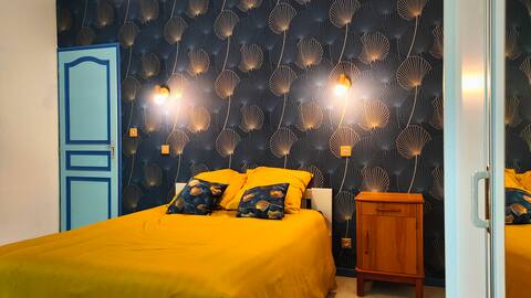 Two quiet private rooms