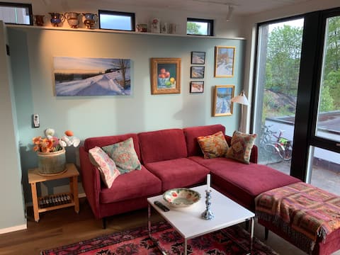 Top Airbnb: Close to city center: Nice unit in semi-detached house in Lillehammer