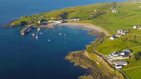 Bay View House | Luxury Island Retreat | Sleeps 22