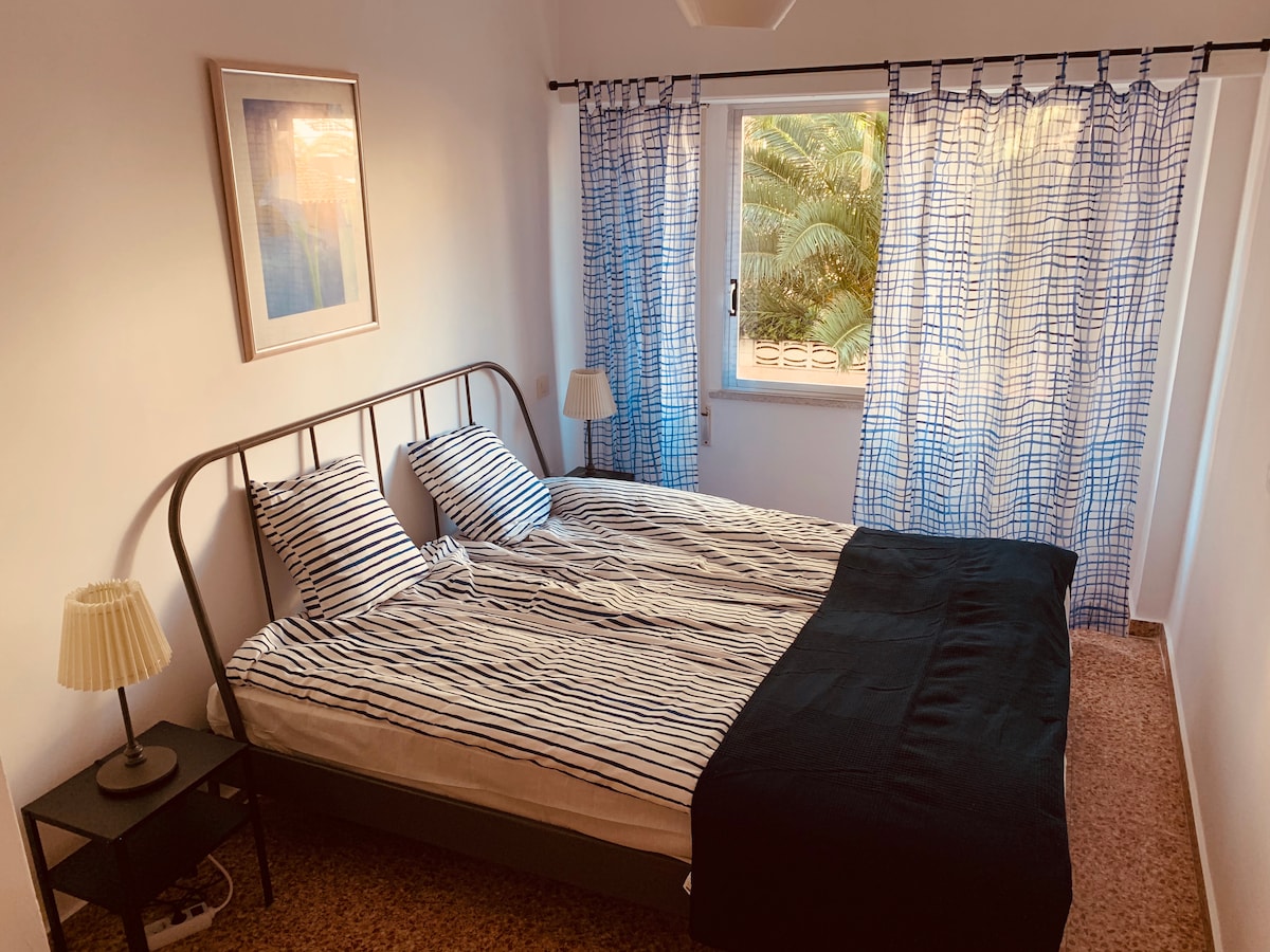 غرفة النوم 1