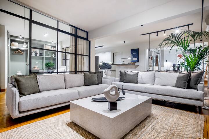 Sunny Luxury Loft,Stunning Acropolis View, Jacuzzi gallery image 2