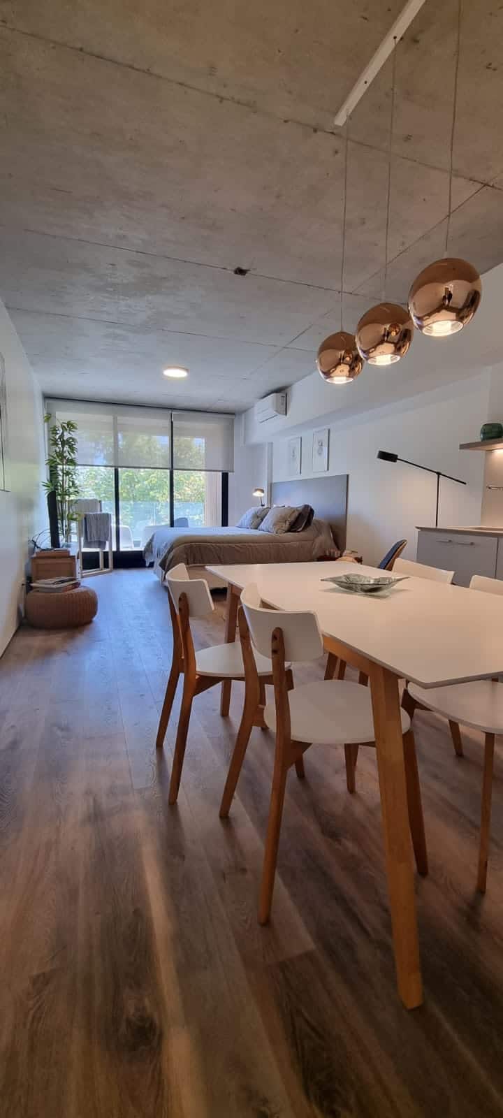 Studio amoblado con balcón y piscina en Palermo Hollywood