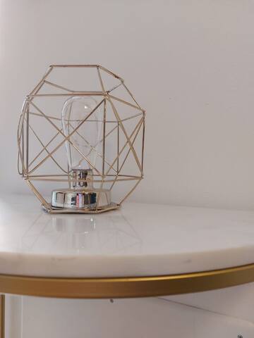 San Babila orangerie double bedroom apartment gallery image 5