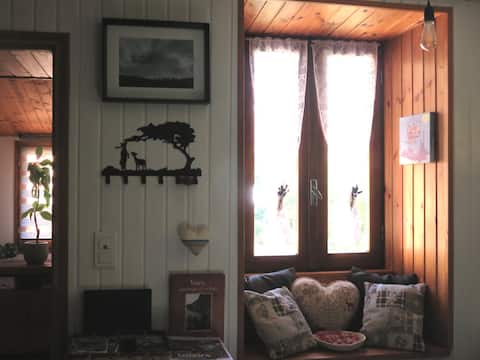 Popular Airbnb listing: Studio on the ground floor, with shared garden. in Vars